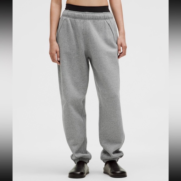 lululemon athletica Pants - Lululemon scuba joggers, NWT, L